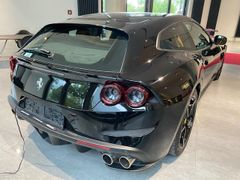 Fahrzeugabbildung Ferrari GTC4Lusso*LIFT*Folie*Pass-Display