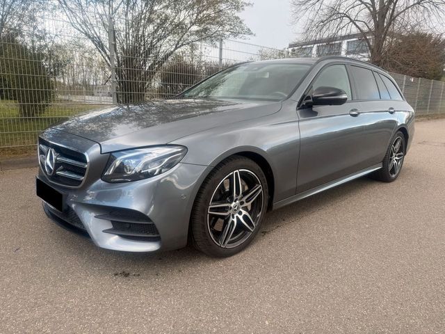 MERCEDES-BENZ E350 d T AMG NIGHT WIDESCREEN AHK