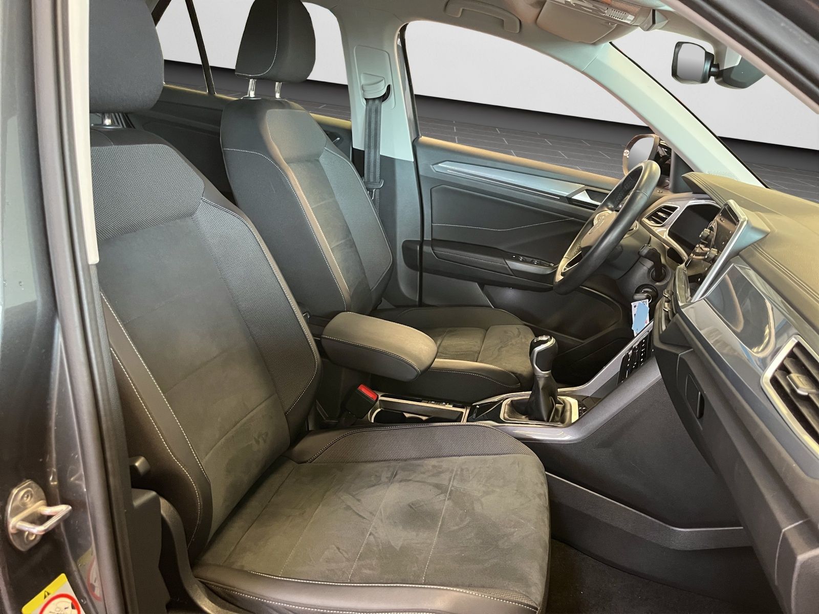 Volkswagen T-Roc - Bild 5