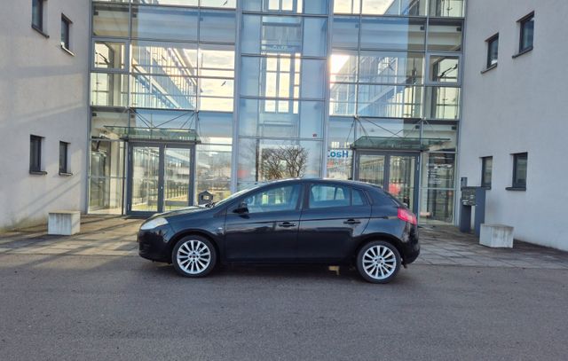 Fiat Bravo 1.9 8V Multijet Dynamic mit Paket Sport