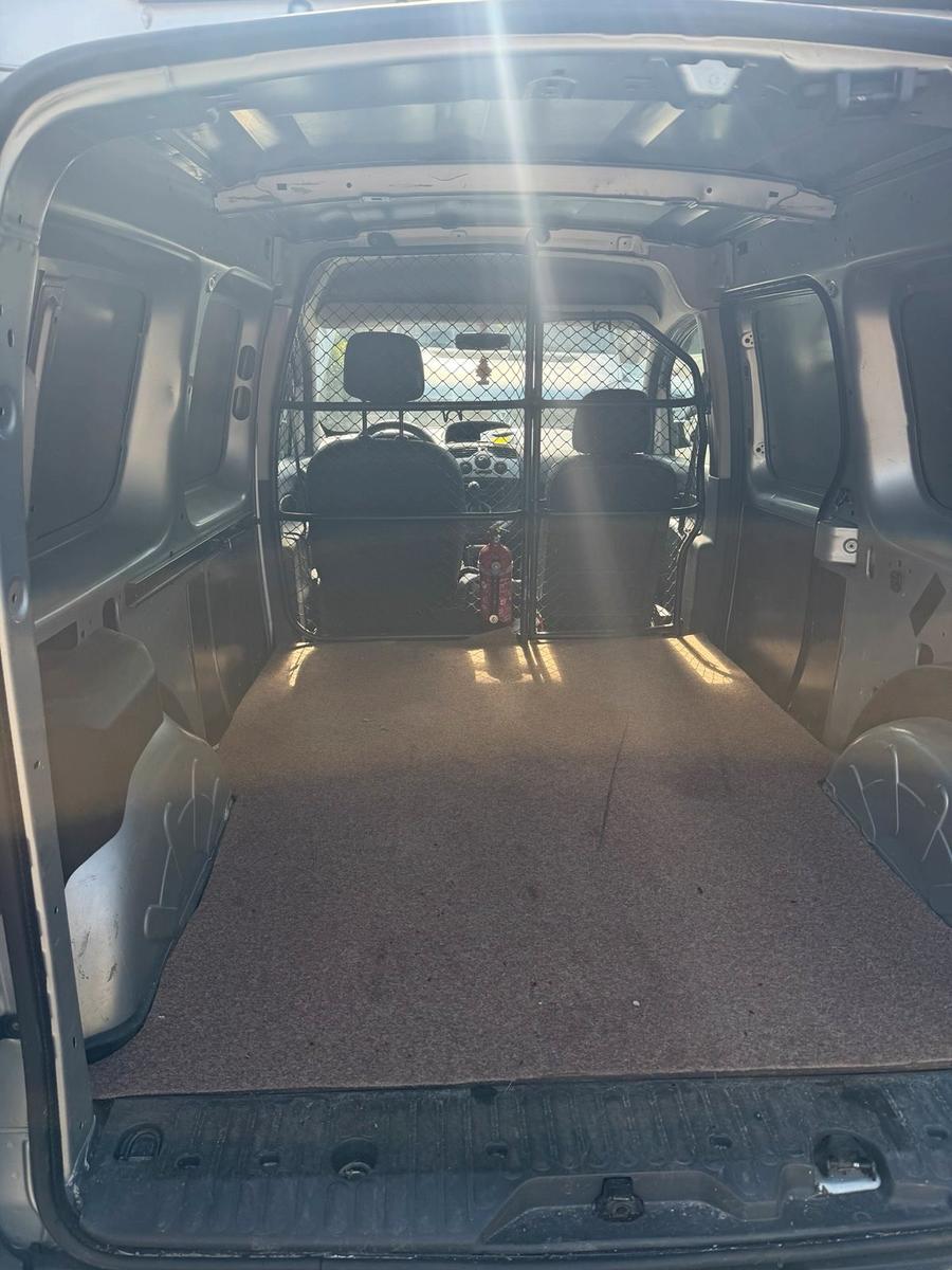 Renault Kangoo 2011 — двигун 90 HP (66kW)