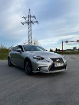 Lexus IS 300 300h F-Sport Automatik F-Sport - Lexus IS 300: Sport