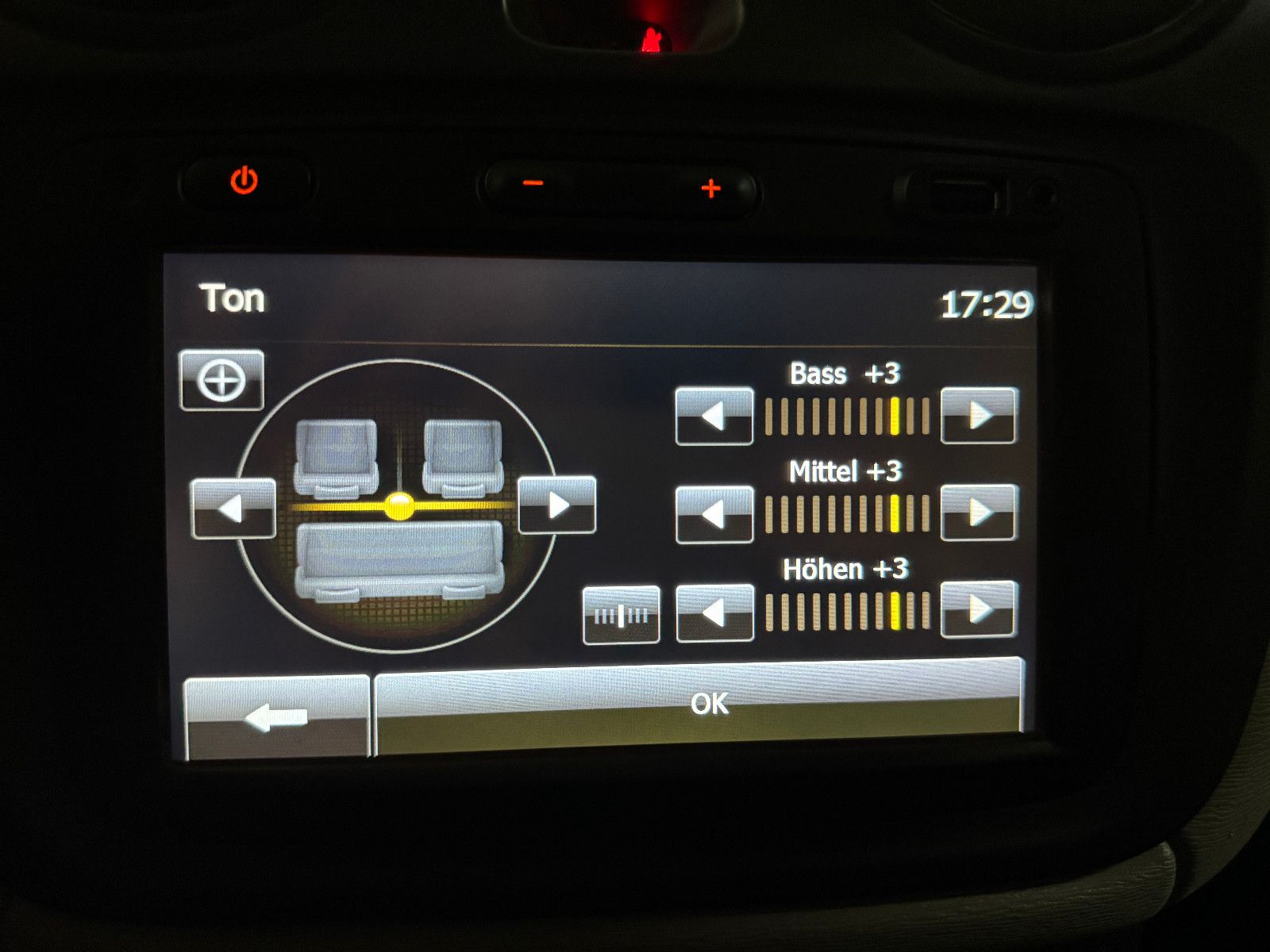 Fahrzeugabbildung Dacia Dokker Express Ambiance 1.6 LPG GAS NAVI AHK SHZ