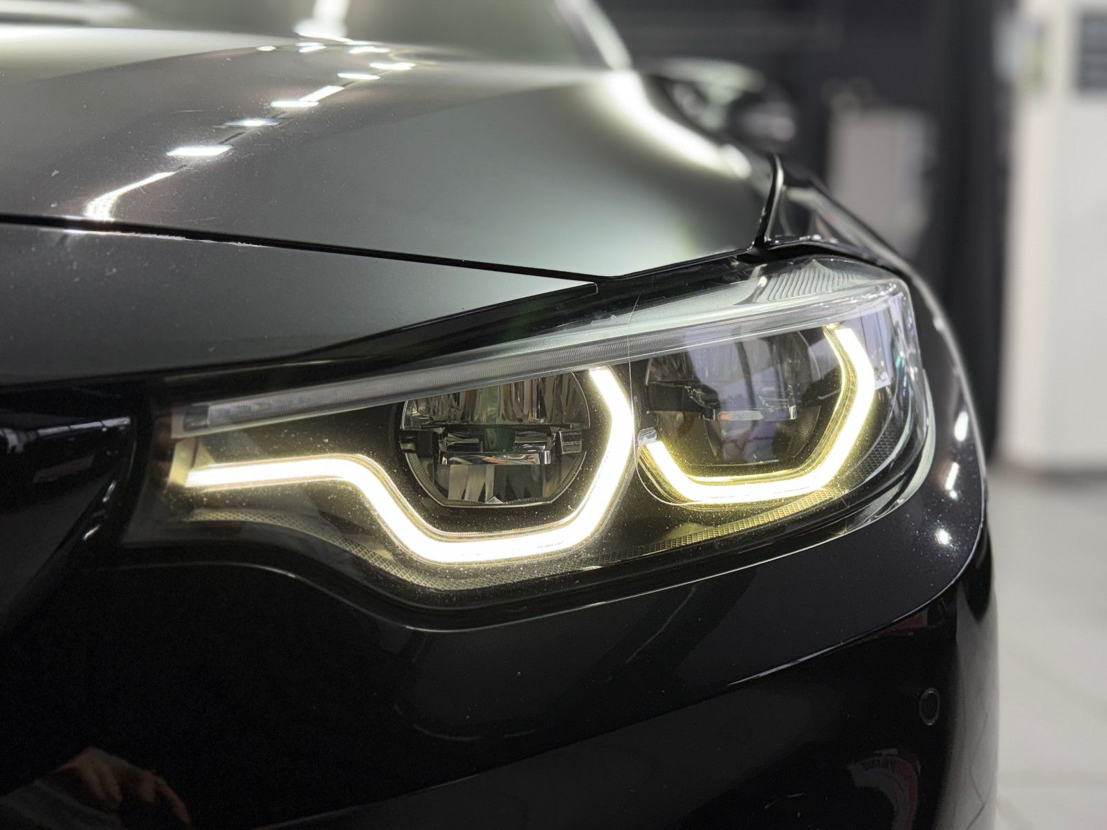 Fahrzeugabbildung BMW M3 Limousine|DKG|NAVI|FACELIFT|UNFALLFREI|CARBON