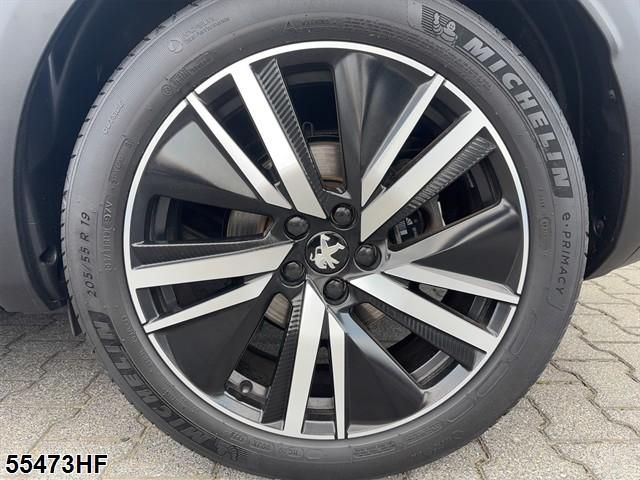 Fahrzeugabbildung Peugeot 3008 1.6 Hybrid 225 (Plug-In), GT