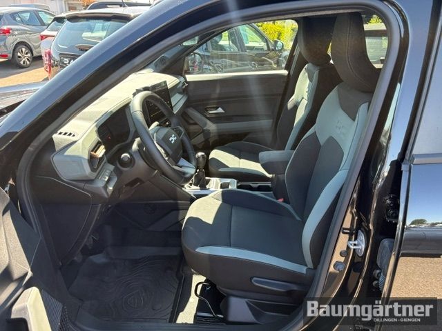 Fahrzeugabbildung Dacia Duster Extreme TCe 130 City-P./Sitzh/Deutsch - mit KI generiert/bearbeitet