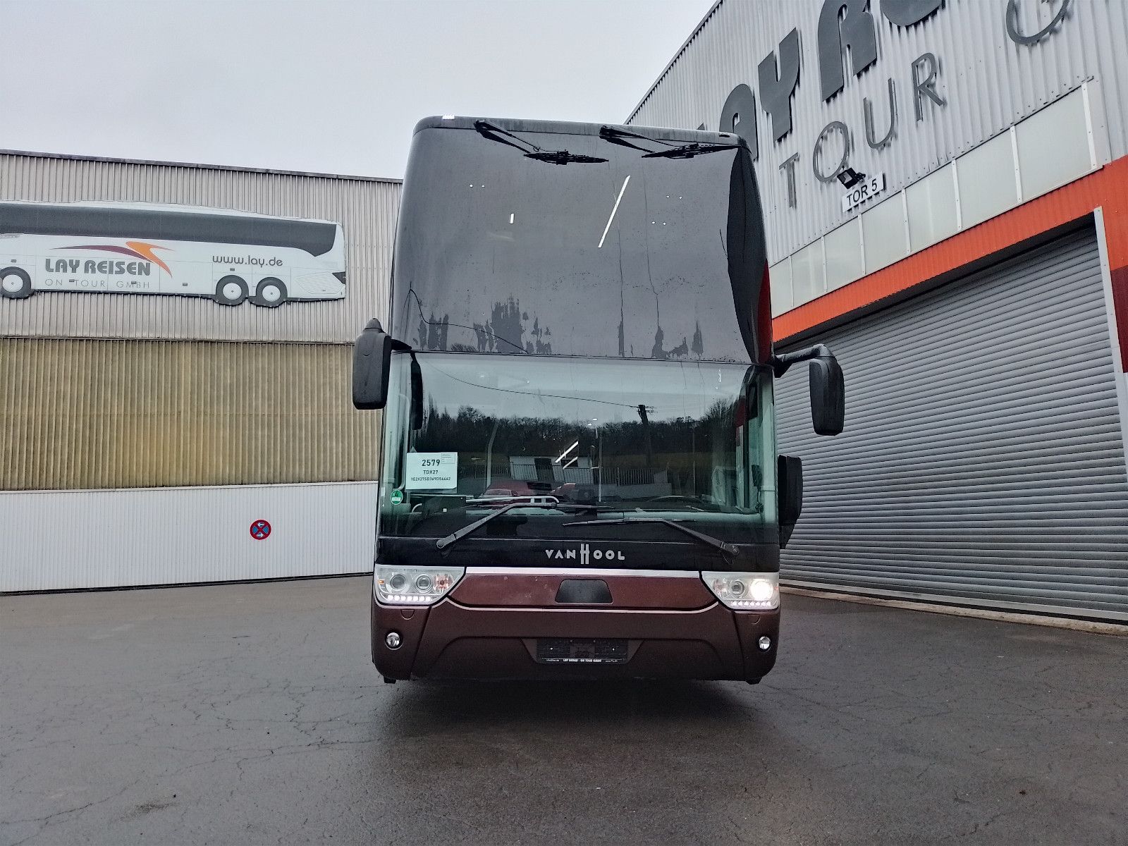 VANHOOL  2018 - Image 8 of 50
