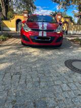 Kia Rio Rot/Weiß Baujahr 2013 - Kia Rio Gebrauchtwagen in Berlin