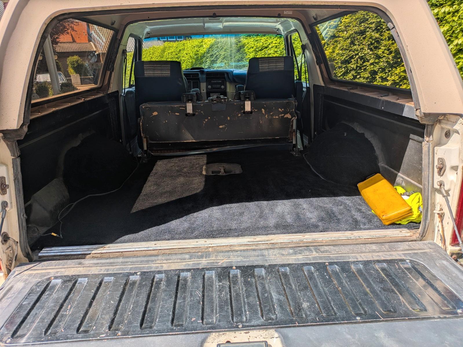 Ford Bronco 302 CID V8  Arizona Import  Motor überh.