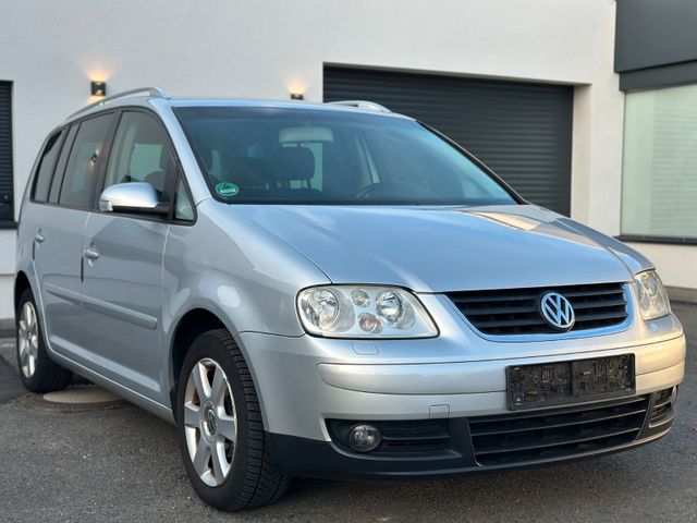 Volkswagen Touran Highline 2,0TDI /7 SITZER/ SERVICE NEU/