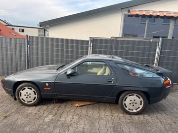 1989 Porsche 928 照片 8