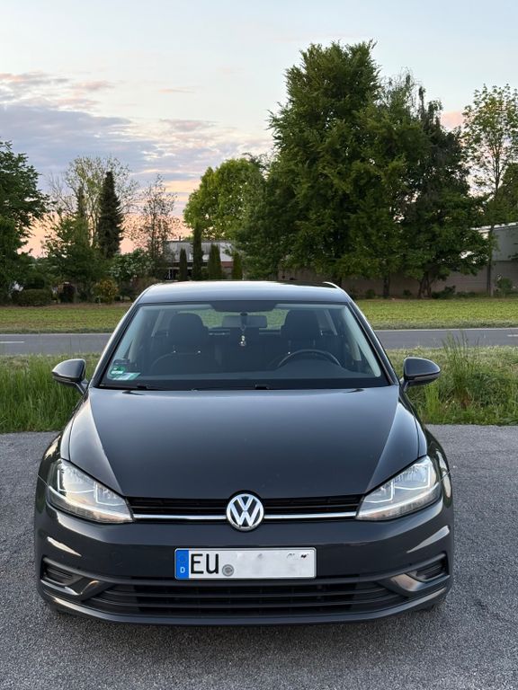 Image of Volkswagen Golf