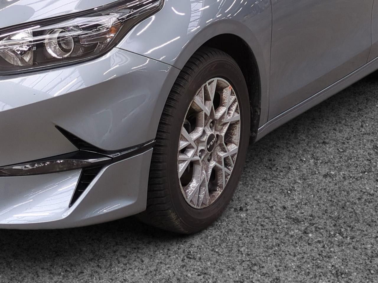 Fahrzeugabbildung Kia CEED_SW 1.5T 140 DCT7 VISION KOMF+ (NAV)