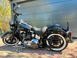 Harley-Davidson Softail Deluxe FLSTN