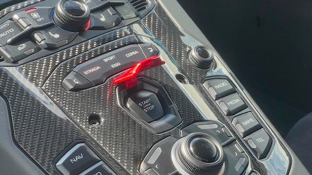 Fahrzeugabbildung Lamborghini Aventador S Coupé VOLL*Carbon*