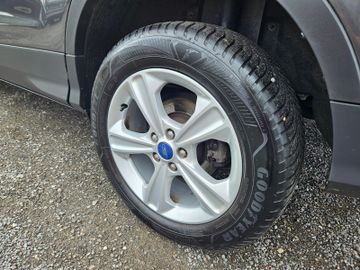 Ford Kuga - 7