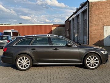 Audi A6 - 4