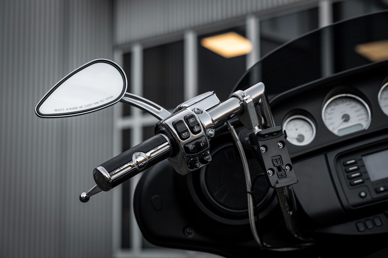 Fahrzeugabbildung Harley-Davidson FLHX Street Glide 103 cui - Vance & Hines - - -