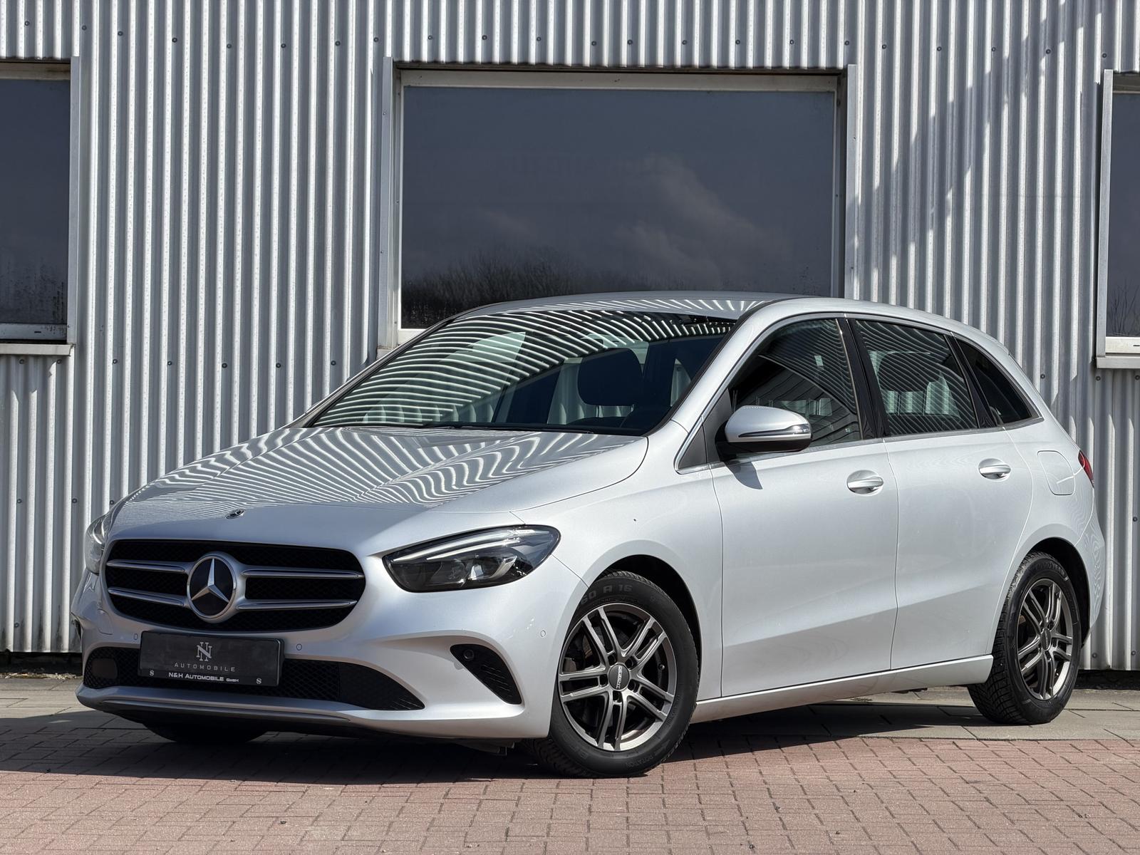 Mercedes-Benz B B 200 d Aut. Kamera LED Distronic Plus