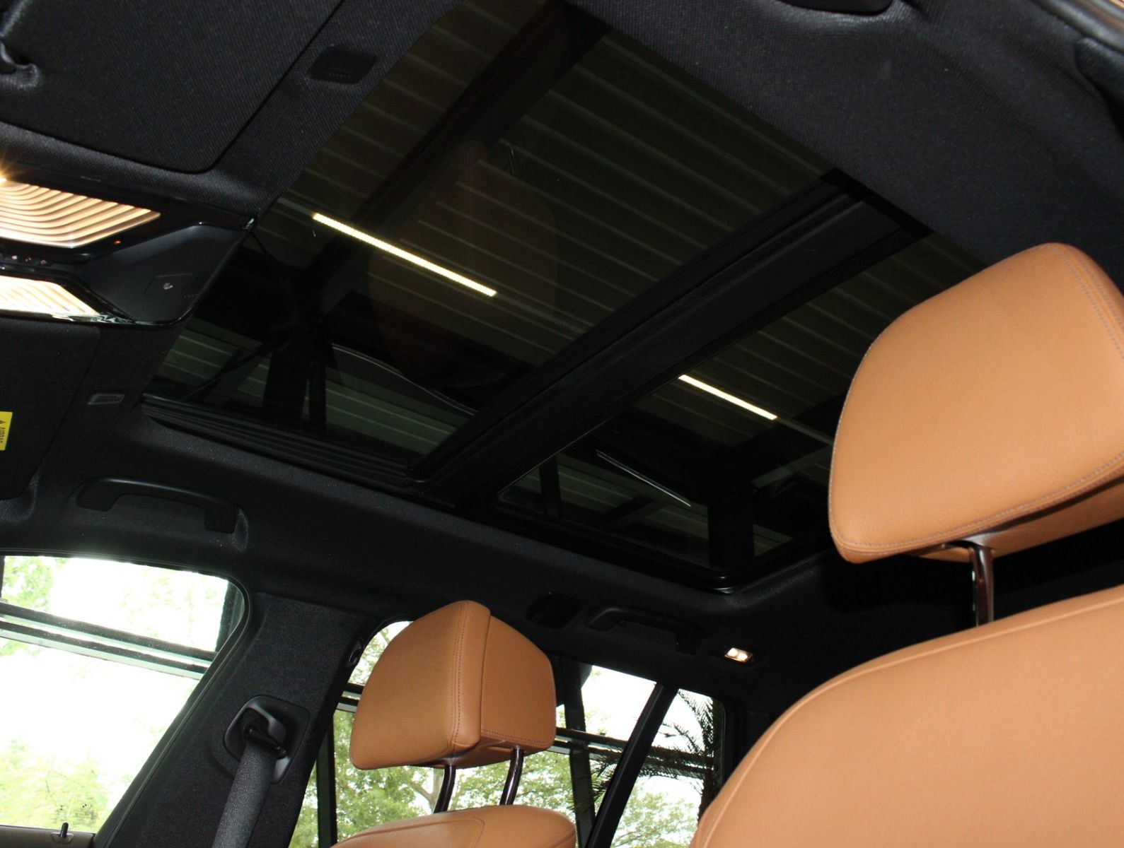 Fahrzeugabbildung BMW 520 d Touring Luxury Line 1. Hand*Pano*H&K*HUD