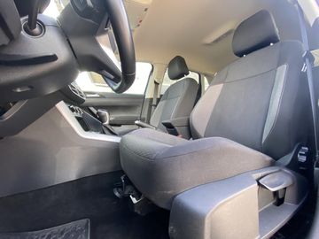 Volkswagen Polo - 9