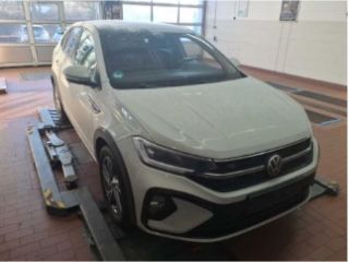 Taigo 1.5 TSI DSG R-Line Pano/Kamera/Keyless/ACC