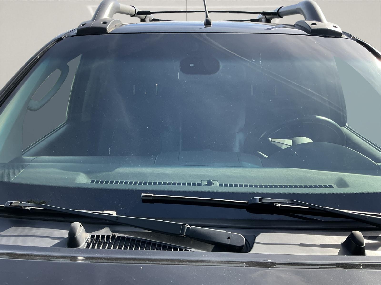 Nissan Navara Double Cab LE 4x4 | 171 ch | BVA | Cuir | Toit ouvrant | Sièges chauffants électriques | Attelage