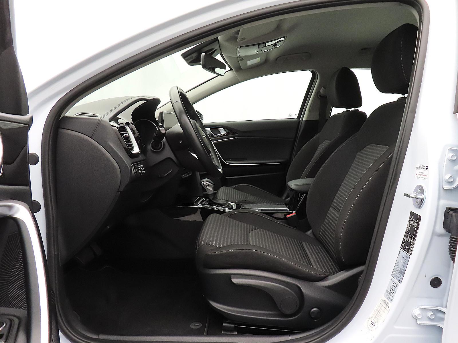 Kia Ceed Hybrid Automatik | Garantie | AHK | Kamera