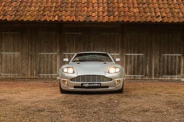 2003 Aston Martin VANQUISH 照片 10