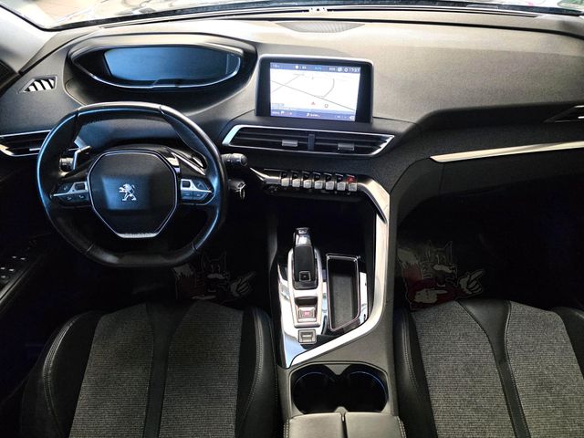 PEUGEOT 3008 — Foto 17