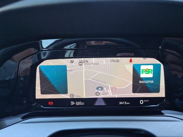 Fahrzeugabbildung Volkswagen Golf VIII TSI LED Navi AID ACC RFK SH LM