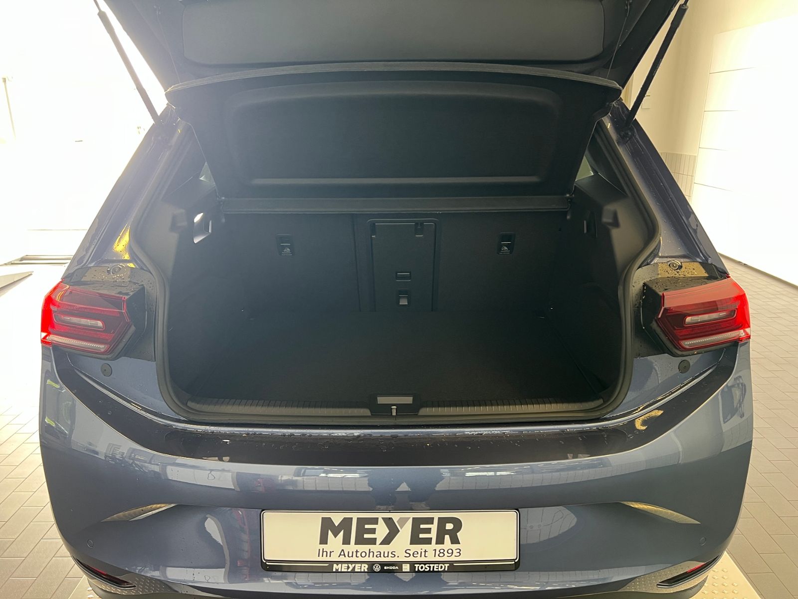 Fahrzeugabbildung Volkswagen ID.3 NEO Style 58 kWh *Wärmepumpe, Navi, Kamera*