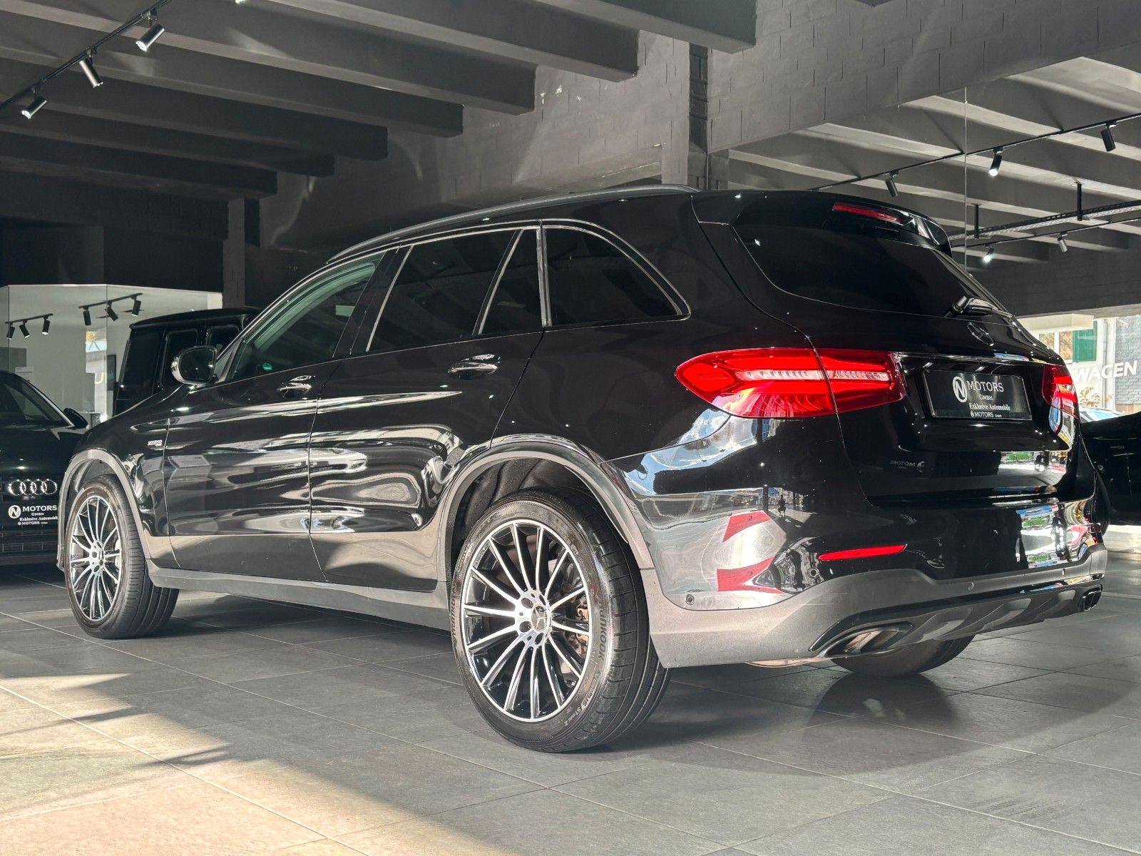 Fahrzeugabbildung Mercedes-Benz GLC 43 AMG *Panorama*Burmester*Kamera*Memory