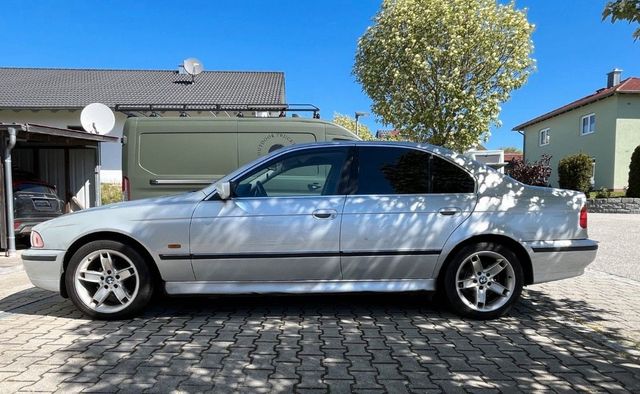 BMW E39 520i - Top Zustand