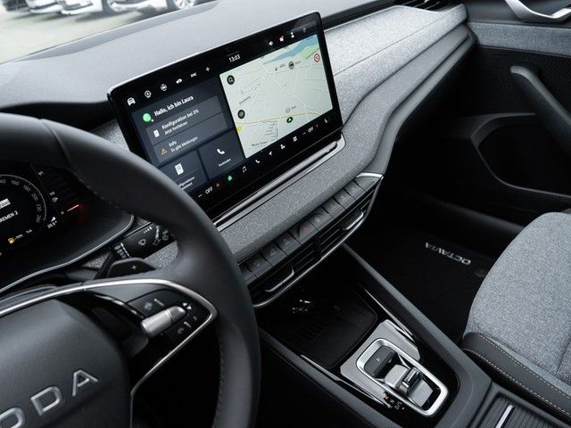 Octavia Combi 2.0 TDI Tour DSG AHK+NAVI+WINTER+R