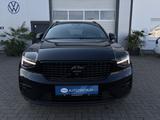 Volvo XC40 B3 Ultra Black Edition Pixel-Led Business M - Volvo XC40: Ultra Black Edition