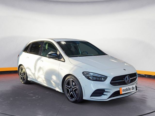 Mercedes-Benz B 200 AMG Line Night MULTIBEAM DAB CarPlay Kamer