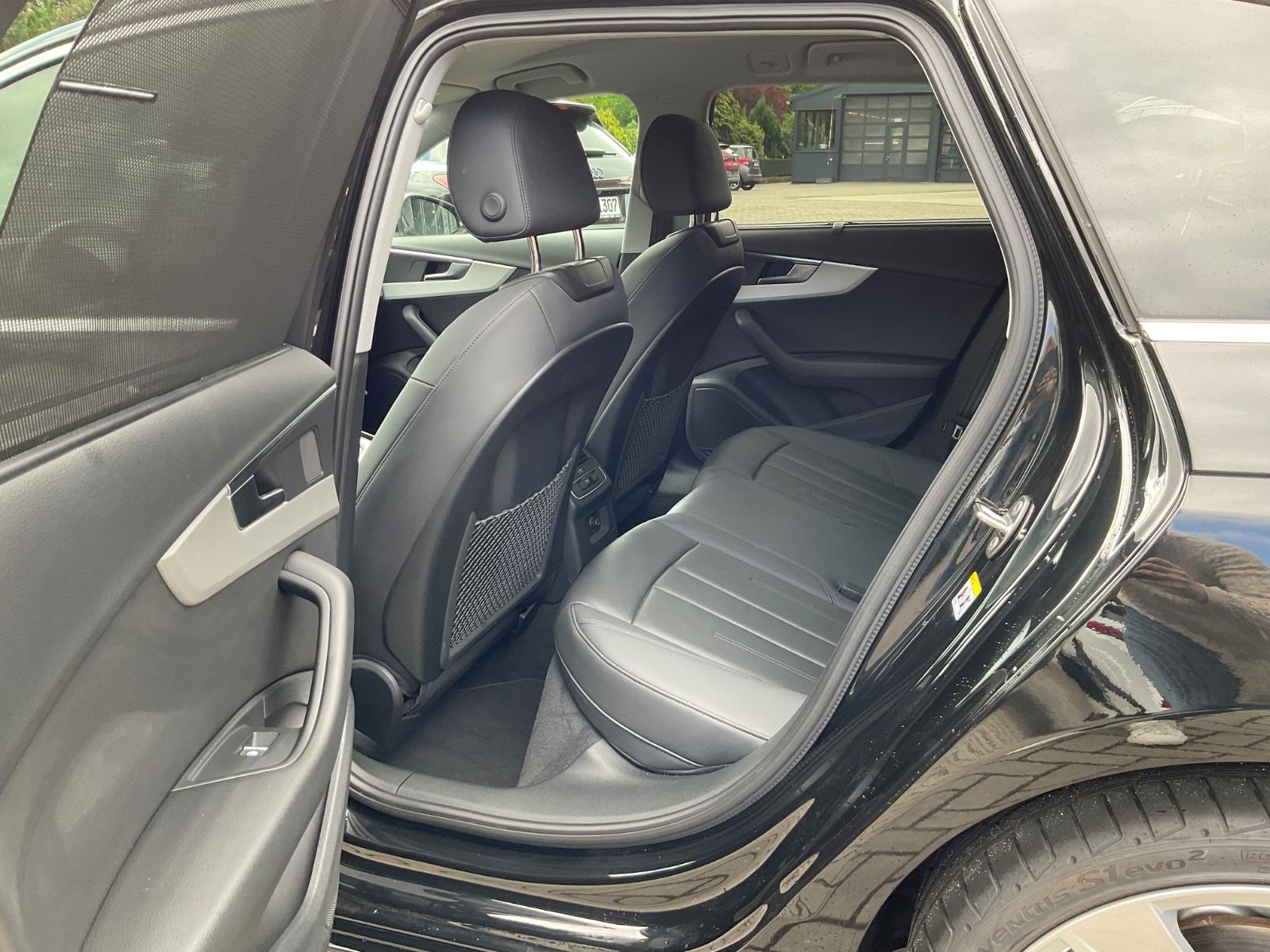 Fahrzeugabbildung Audi A4 Avant 40 TDI S tr. quattro,Kamera,Leder,ACC