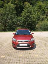 Ford Focus MK2 1.8 Flexifuel 125 PS Titanium - Ford Focus: Flexifuel