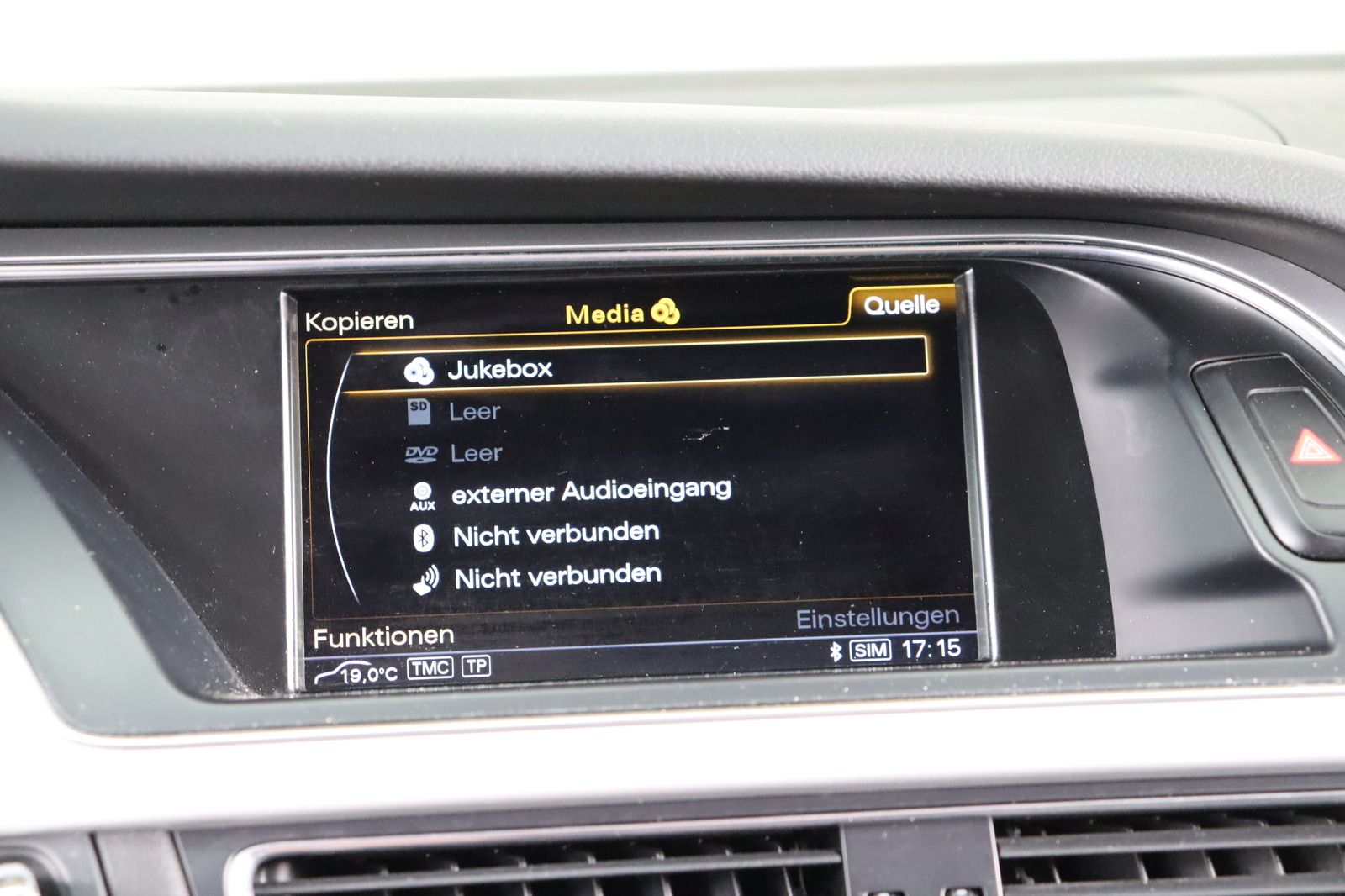 Fahrzeugabbildung Audi A4 Avant 2.0 TDI S-line * Bi- Xenon * Navi * Amb