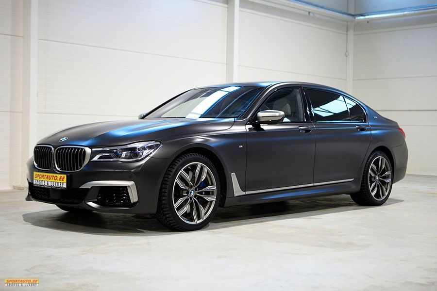 BMW M760