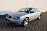 Audi A4 2.0 XENON/ALU/I.HAND/WENIG KM / - gebrauchte Audi A4 aus dem Jahr 2004