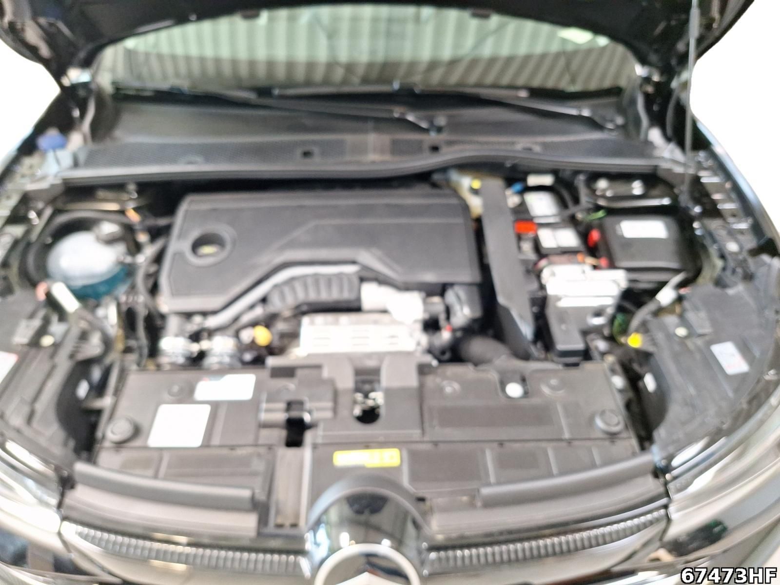 Fahrzeugabbildung Citroën C4 Max Hybrid 145
