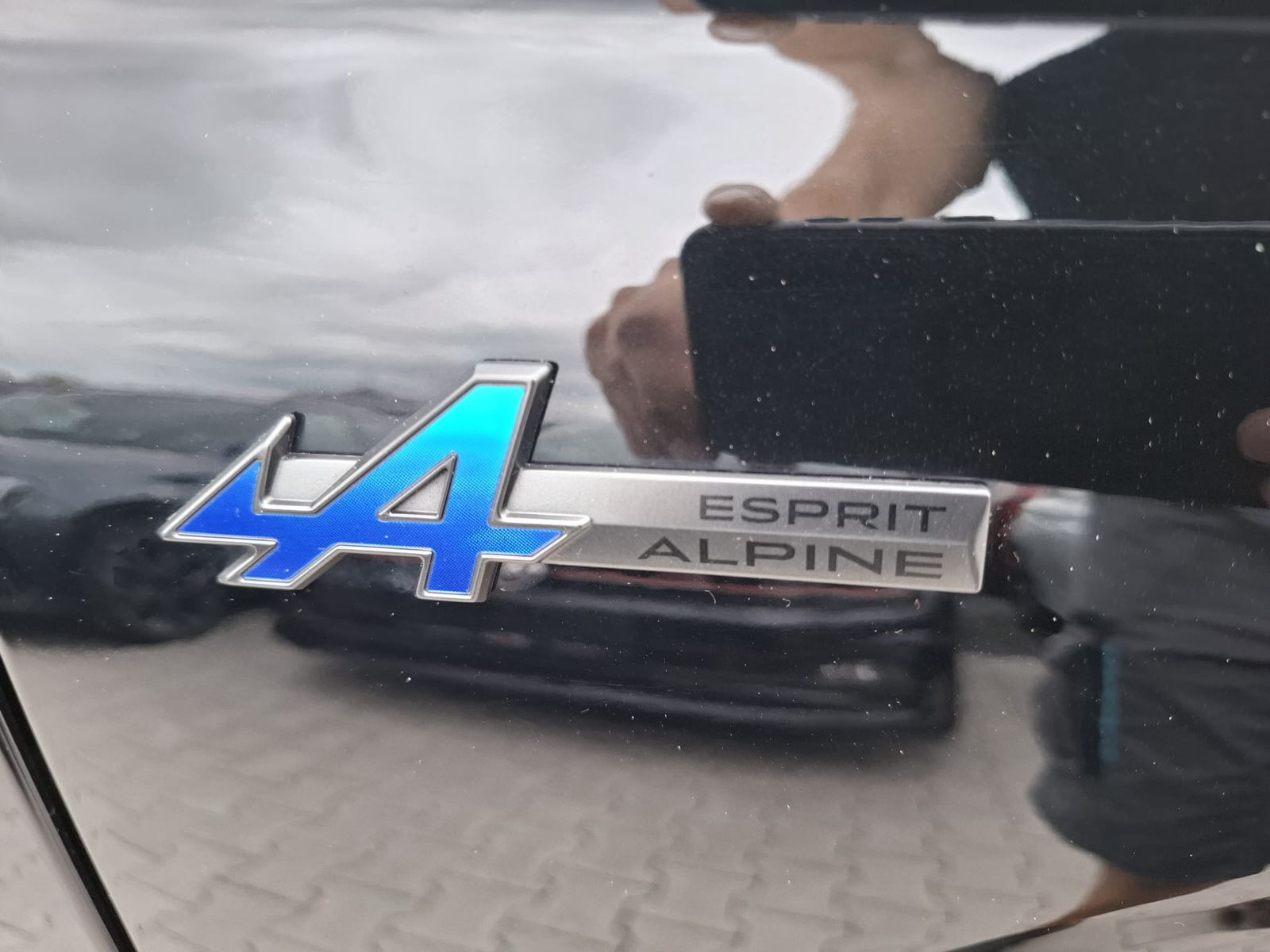 Fahrzeugabbildung Renault Austral 1.2 Voll-Hybrid 200 E-Tech Esprit Alpine