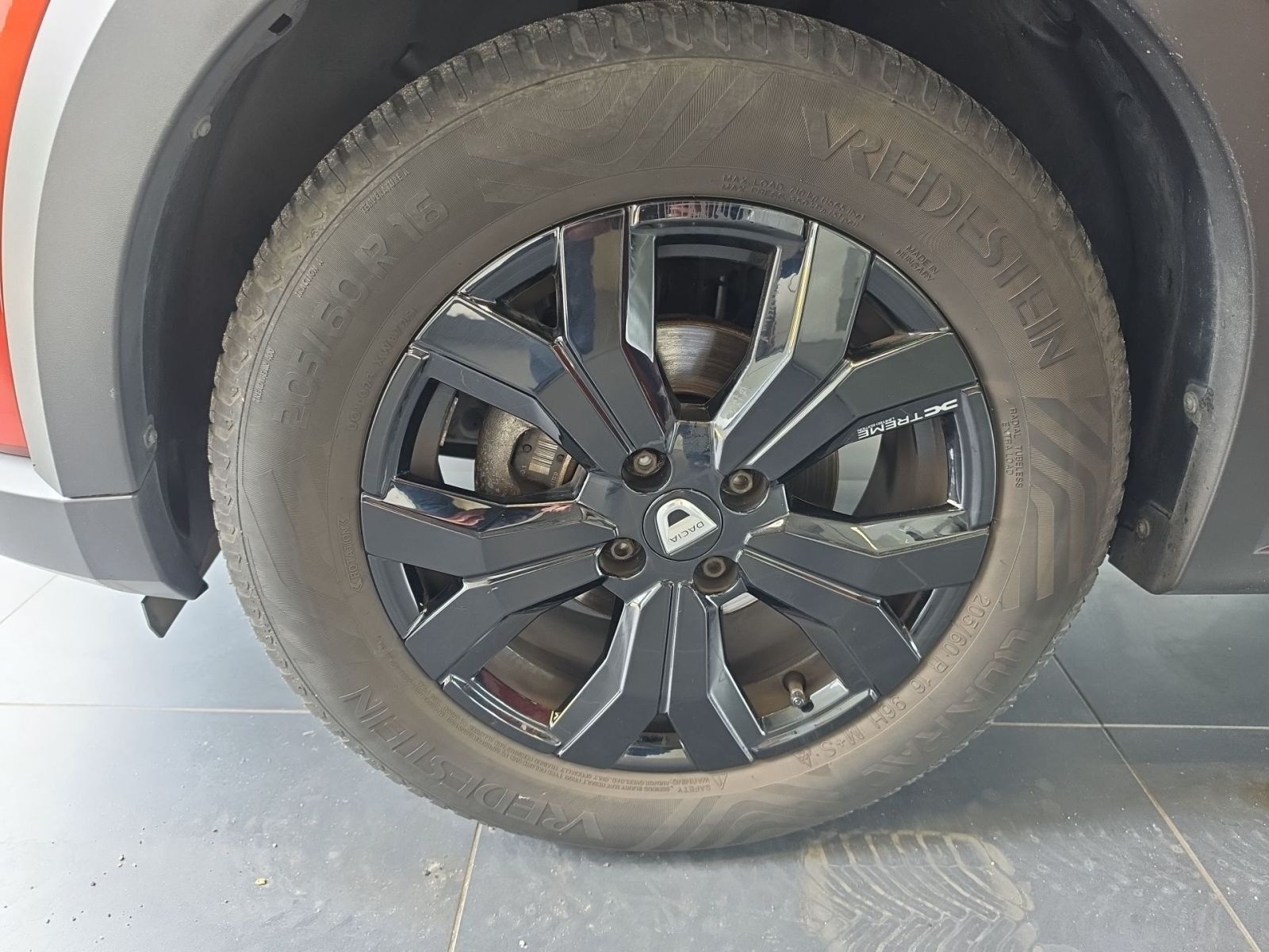 Fahrzeugabbildung Dacia Jogger Extreme+ ECO-G 100 *abn. AHK*All Season*