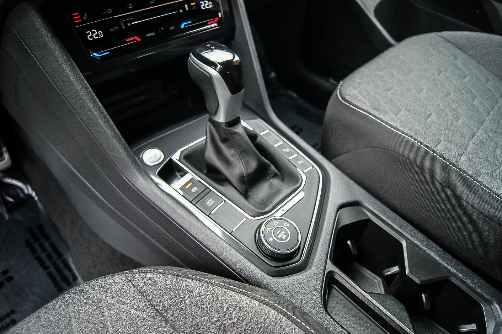 Fahrzeugabbildung Volkswagen Tiguan Allspace 4Motion Move DSG IQ-MATRIX ACC 1