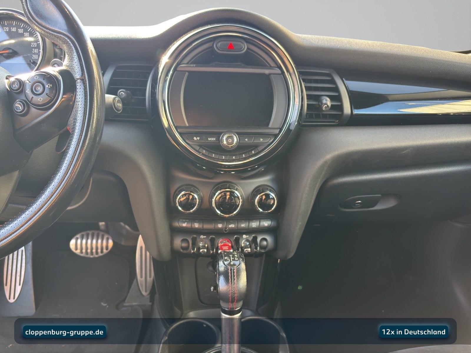 MINI Cooper S JCW Trim Navi+SHZ+HiFi+Klimaaut.+Ambi