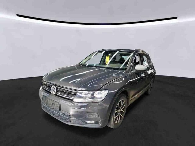 VW Tiguan Comfortline 2.0 TDI /AHK/SHZ/PDC/NAVI
