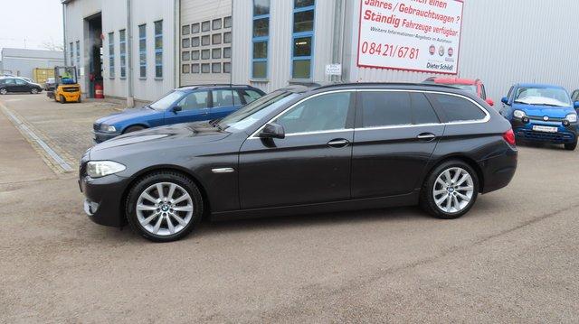 BMW  530d Touring X-Drive Scheckheft lückenlos +WR
