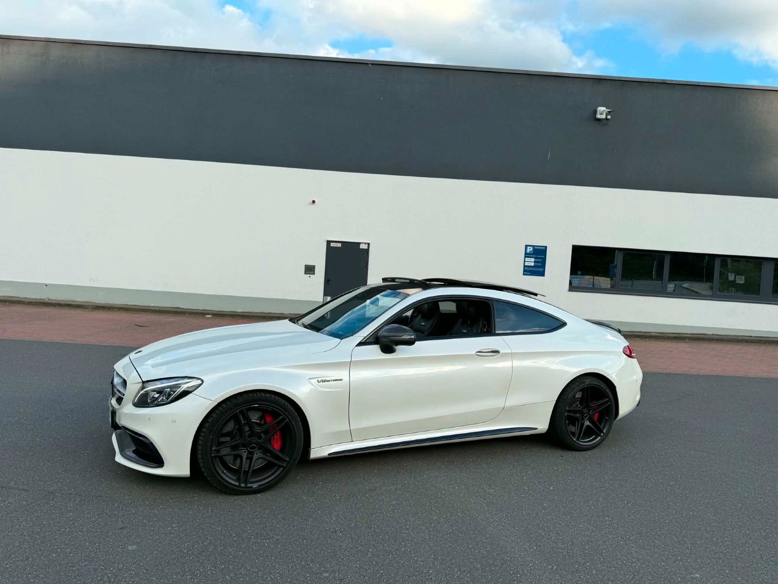 MERCEDES-BENZ C 63 AMG Mercedes-AMG C 63 S Autom. Mercedes...